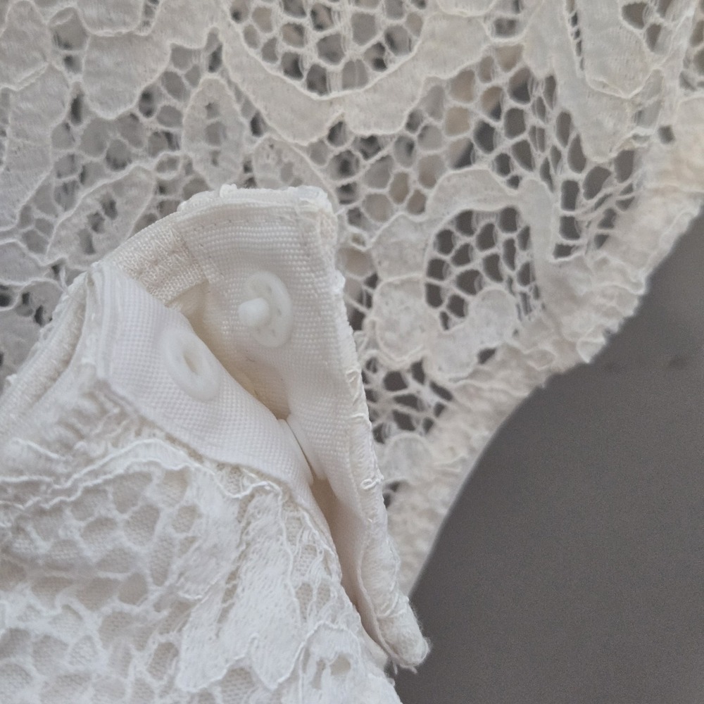 Victoria's Secret Off White Lace Bodysuit M Floral Sheer Teddy Snap Bridal - Picture 9 of 9